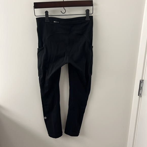 Black Lululemon Cropped Leggings - Picture 3 of 4